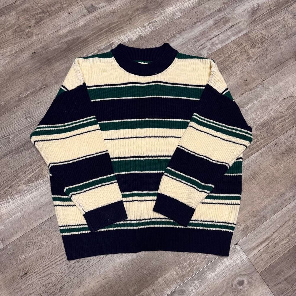Unbranded Women's Navy and Green Jumper